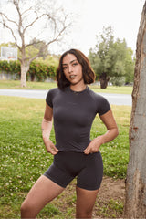 W446 Seamless Curve Compression Tee